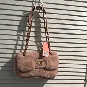 NWT Juicy Couture Fashion Vibe Flap Crossbody. In Dusty Blush Pink.